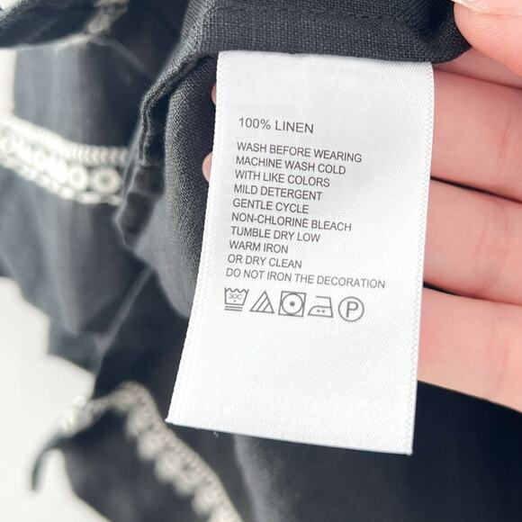 Tommy Bahama Women's Black Embroidered Linen V Neck Tunic Blouse Medium Boho - Picture 6 of 7